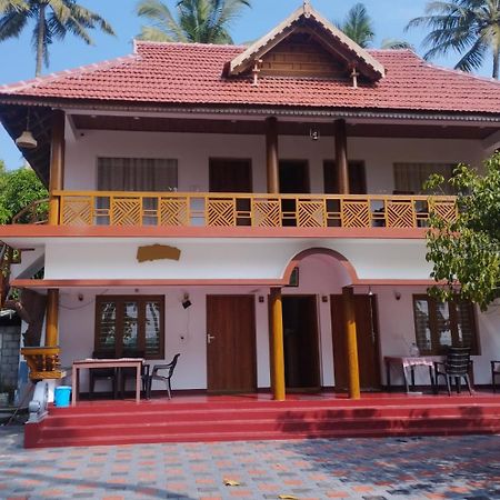 Marari Anna Beach Homestay Mararikulam Exteriör bild