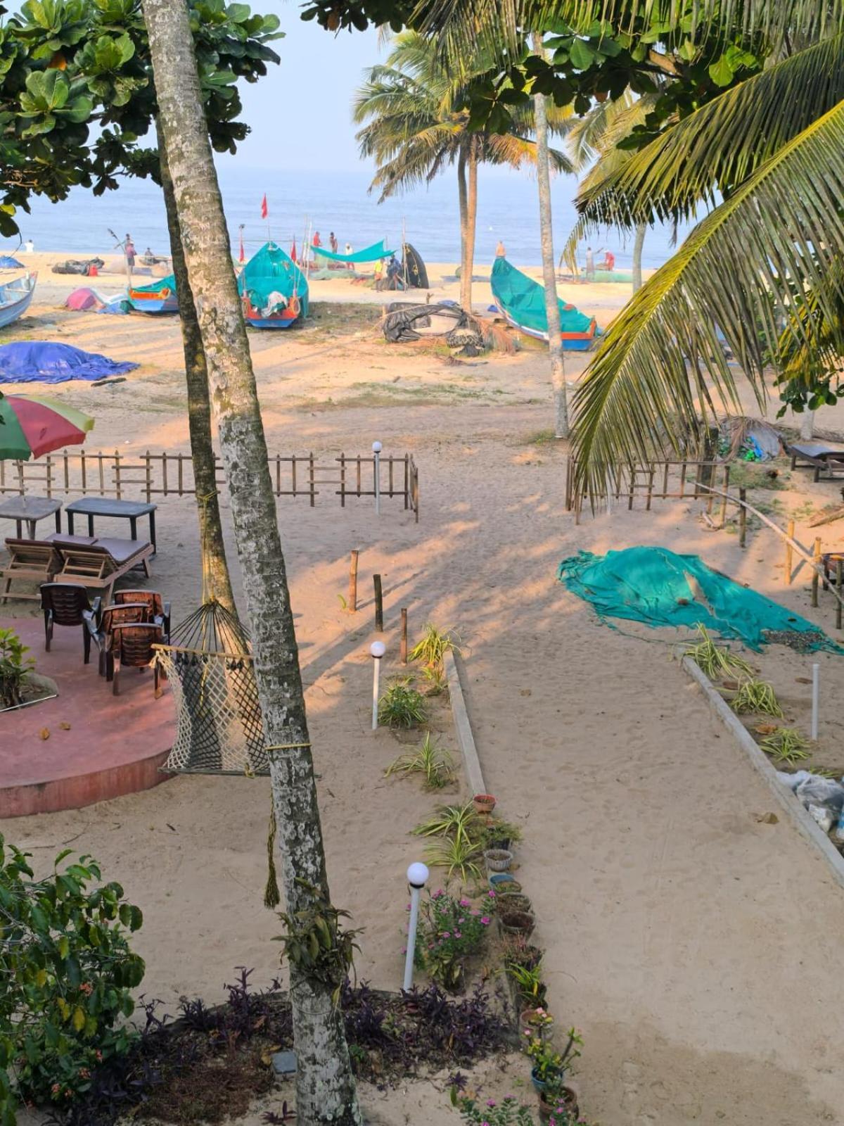 Marari Anna Beach Homestay Mararikulam Exteriör bild